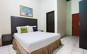 Urbanview Hotel Kharisma Banjarmasin